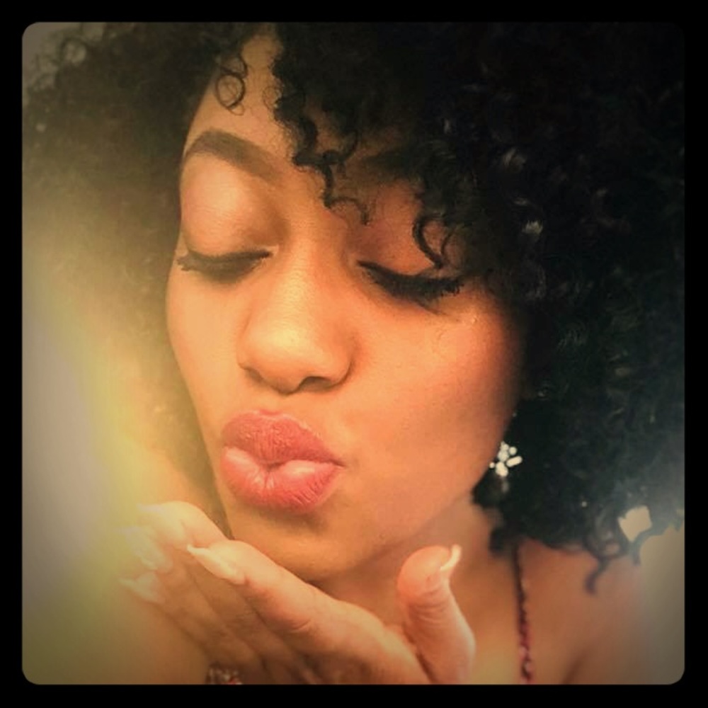 Meet your Posher, Brittani